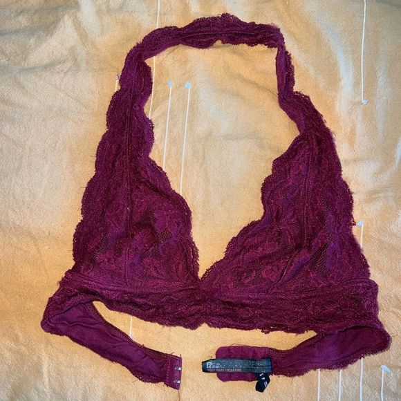 Urban Outfiters Out from Under Dark Red Lace Halter Bra Size Small - Picture 3 of 6